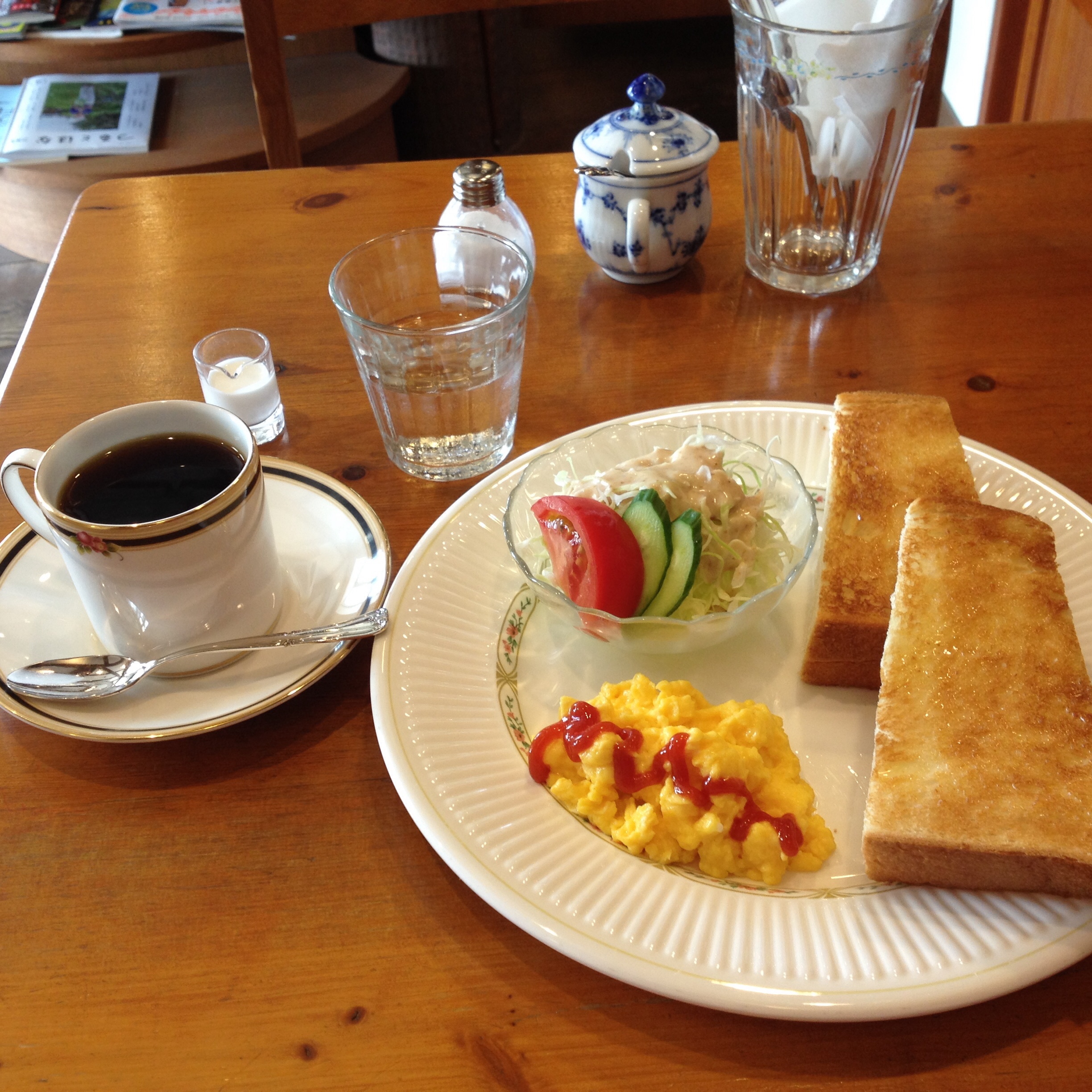 彦根市カンタータはコーヒーの種類が豊富！モーニングもフレンチトーストも美味しいオススメカフェ